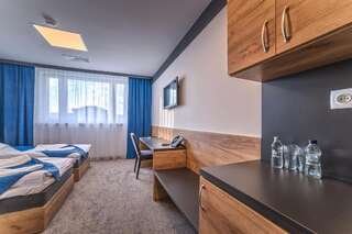Отель Hotel Scout Ченстохова Двухместный номер с 2 отдельными кроватями-5